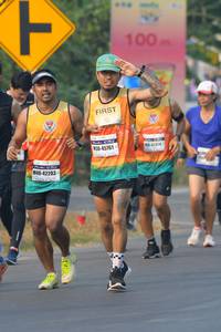BIB: 100, 4204, 45761, 42203
                            <button type="button" onclick="openModal(9914563)" class="btn btn-primary btn-sm float-right btn-popup" data-toggle="modal" data-target=".modal-high-quality">
                        <i class="fas fa-shopping-cart"></i> Add to Cart
                    </button>
                                            <button type="button" onclick="isThisMe(9914563, true)" class="btn btn-success btn-sm float-right btn-popup btn-isme hidden" data-toggle="tooltip" data-placement="bottom" title="นี่คือรูปของคุณใช่ไหม คลิกที่นี่เพื่อเอาเข้าอัลบั้ม">
                        <i class="fas fa-plus"></i> Add to album
                    </button>
                    <button type="button" onclick="isThisMe(9914563, false)" class="btn btn-warning btn-sm float-right btn-popup btn-isnotme hidden">
                        <i class="fas fa-ban"></i> Remove from album
                    </button>